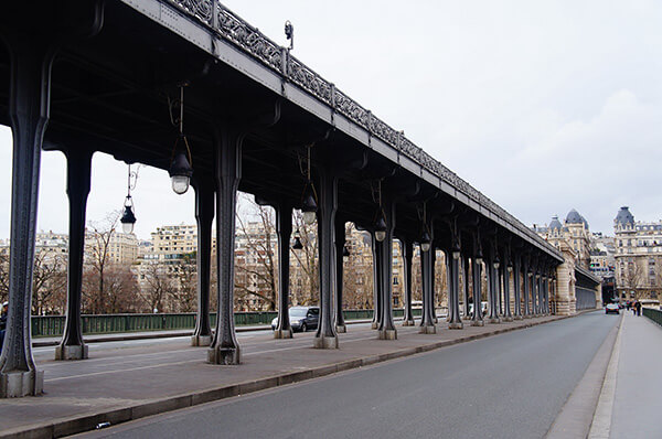 巴黎鐵塔周邊景點，比爾阿克姆橋