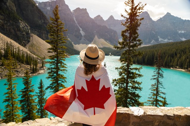 加拿大夢蓮湖，決心到北美走跳一番，不只是為愛奔走，也是自己旅居的心願。