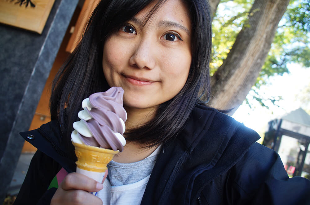 在北海道大學咖啡廳「榆樹之森」，記得吃個冰淇淋！