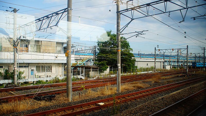關心空港至心齋橋住處JR鐵路風景。