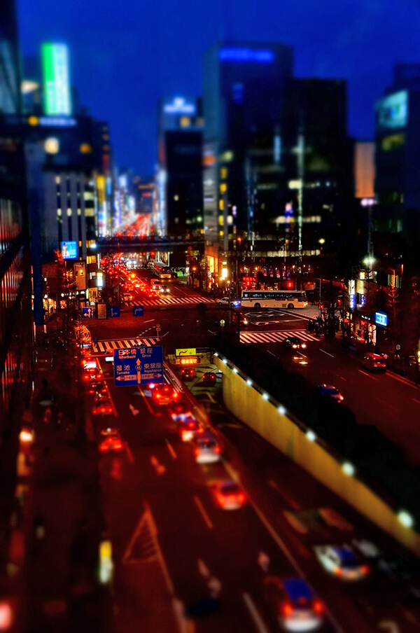 東京夜晚。