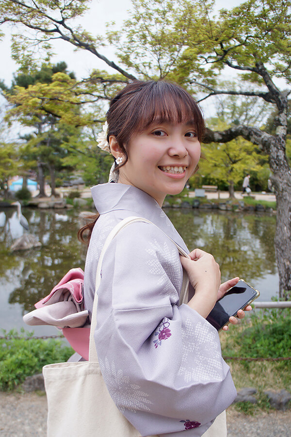京都圓山公園，庭園櫻花拍起來也很美。